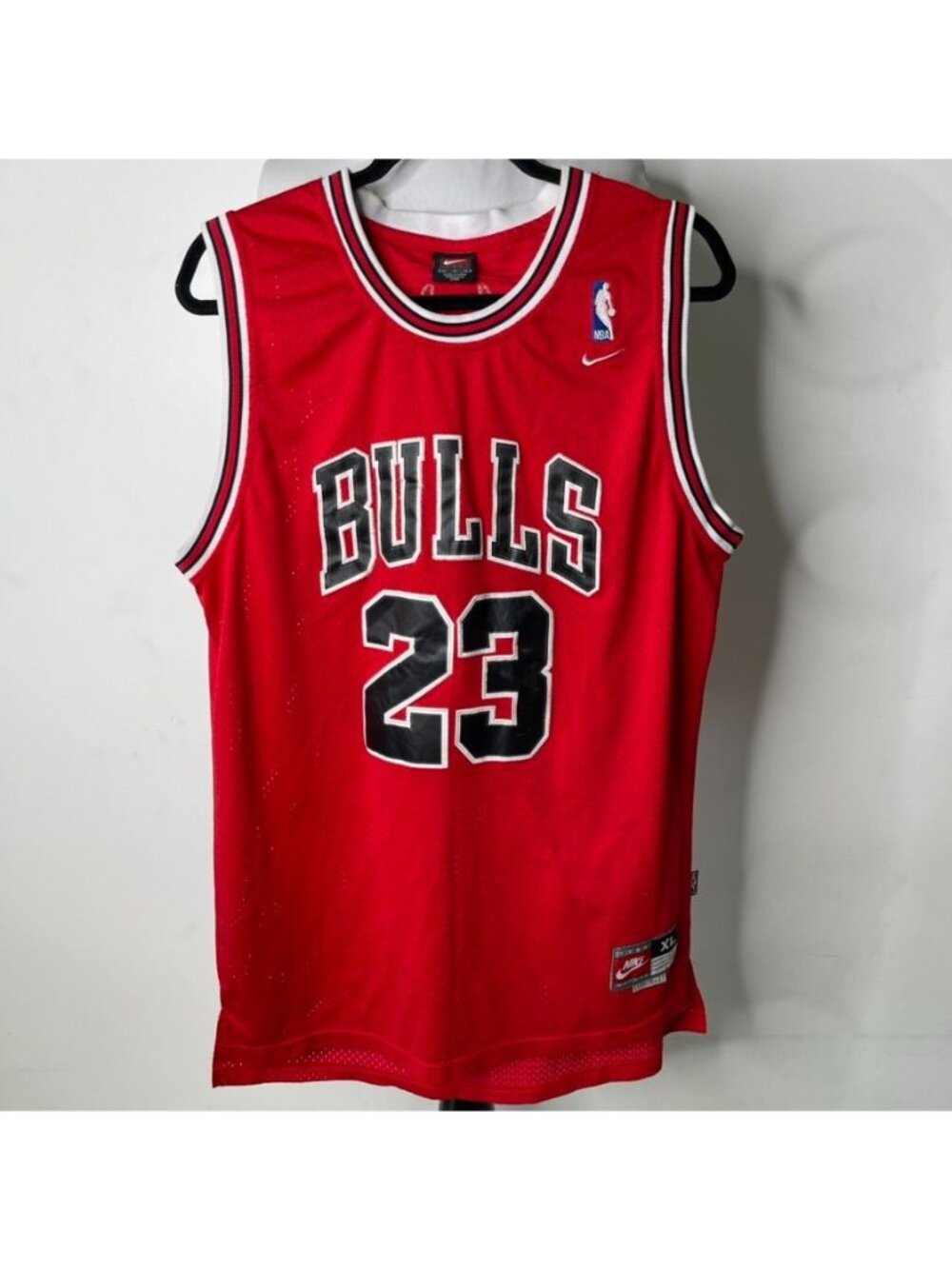 Vintage Nike Michael Jordan #23 Chicago Bulls NBA Jersey Red Size XL Authentic 9